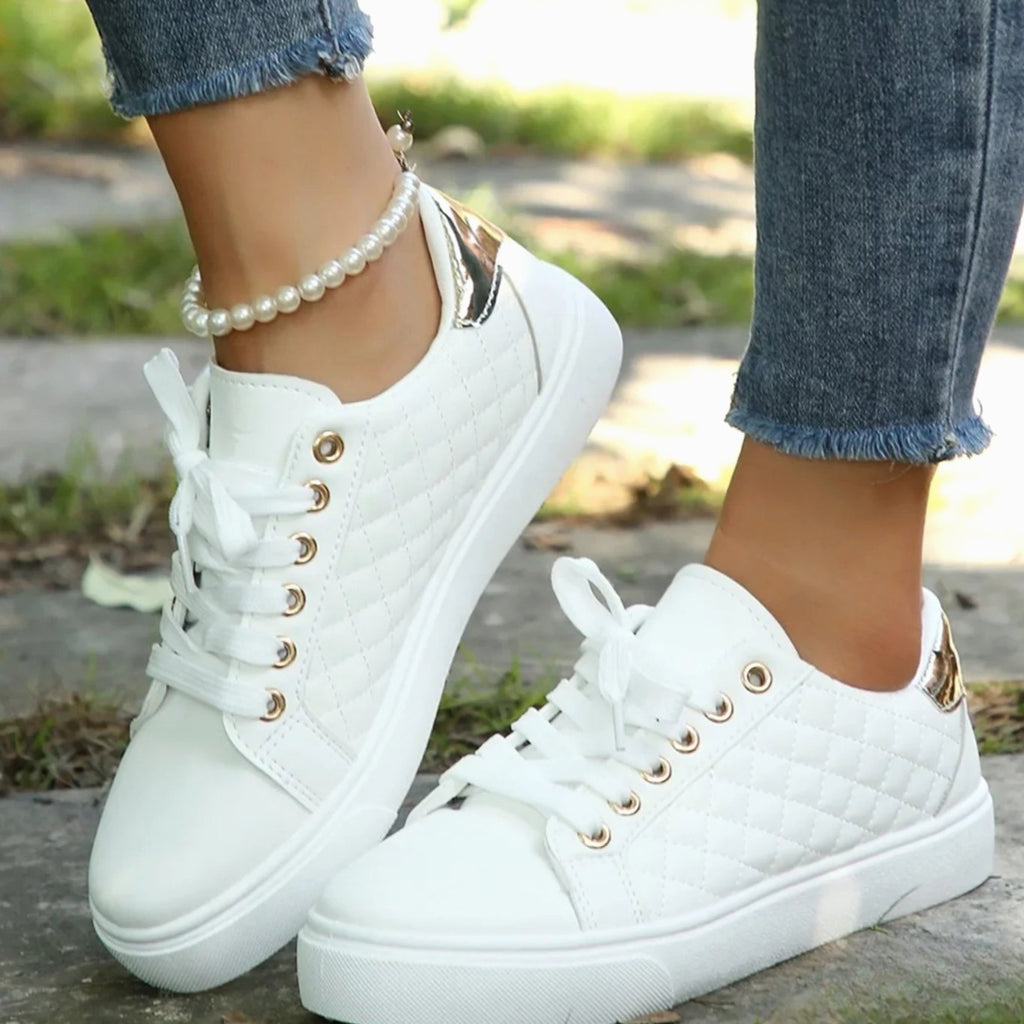 Women's Orthopedic Shoes Quilted Lace-Up Low-Top Sneakers - White