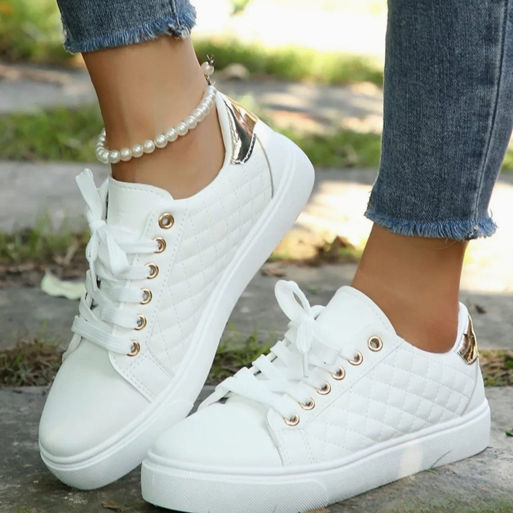Women's Orthopedic Shoes Quilted Lace-Up Low-Top Sneakers