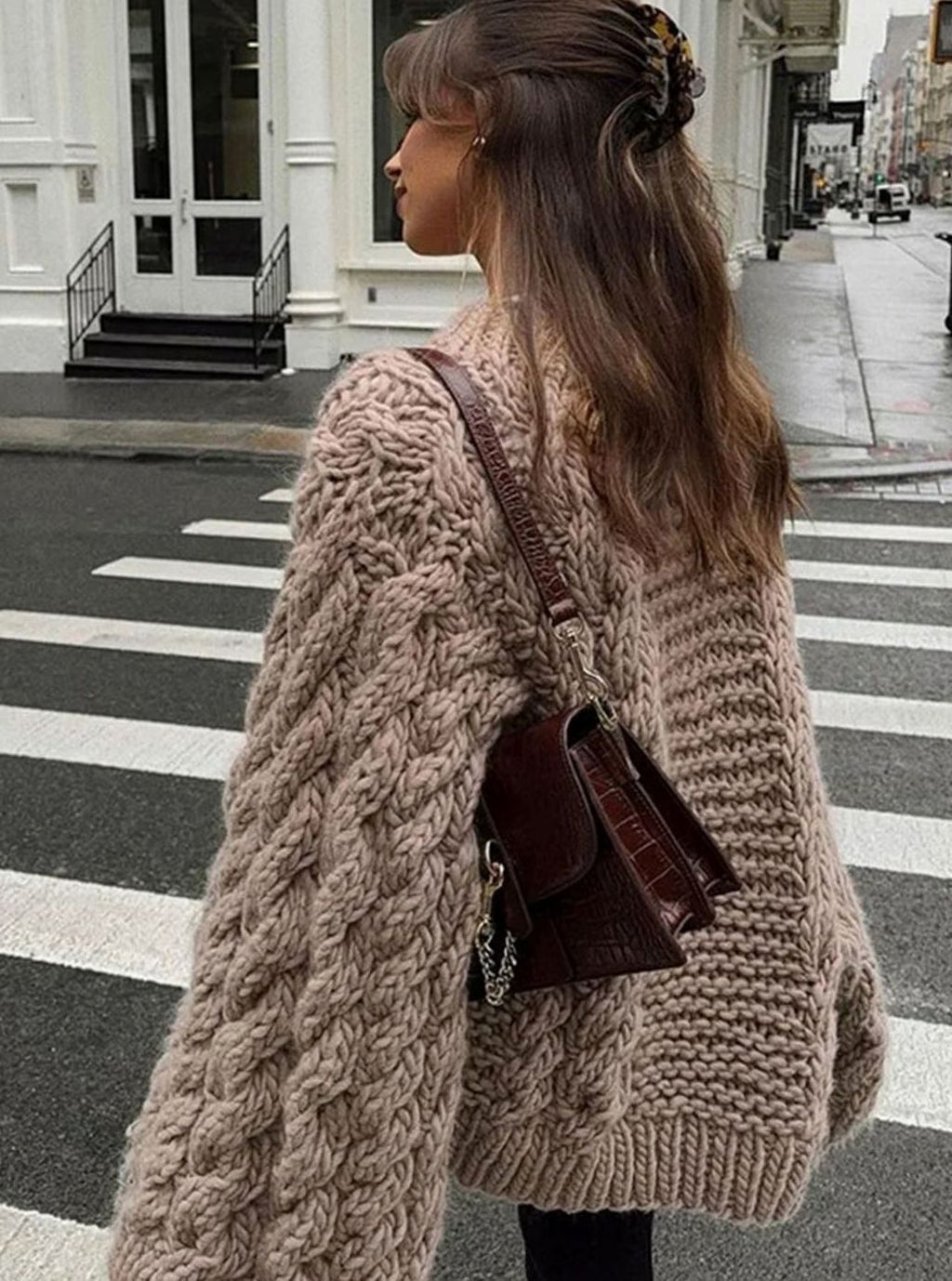 Women's Oversized Cable-Knit Chunky Sweater Dropped Shoulder