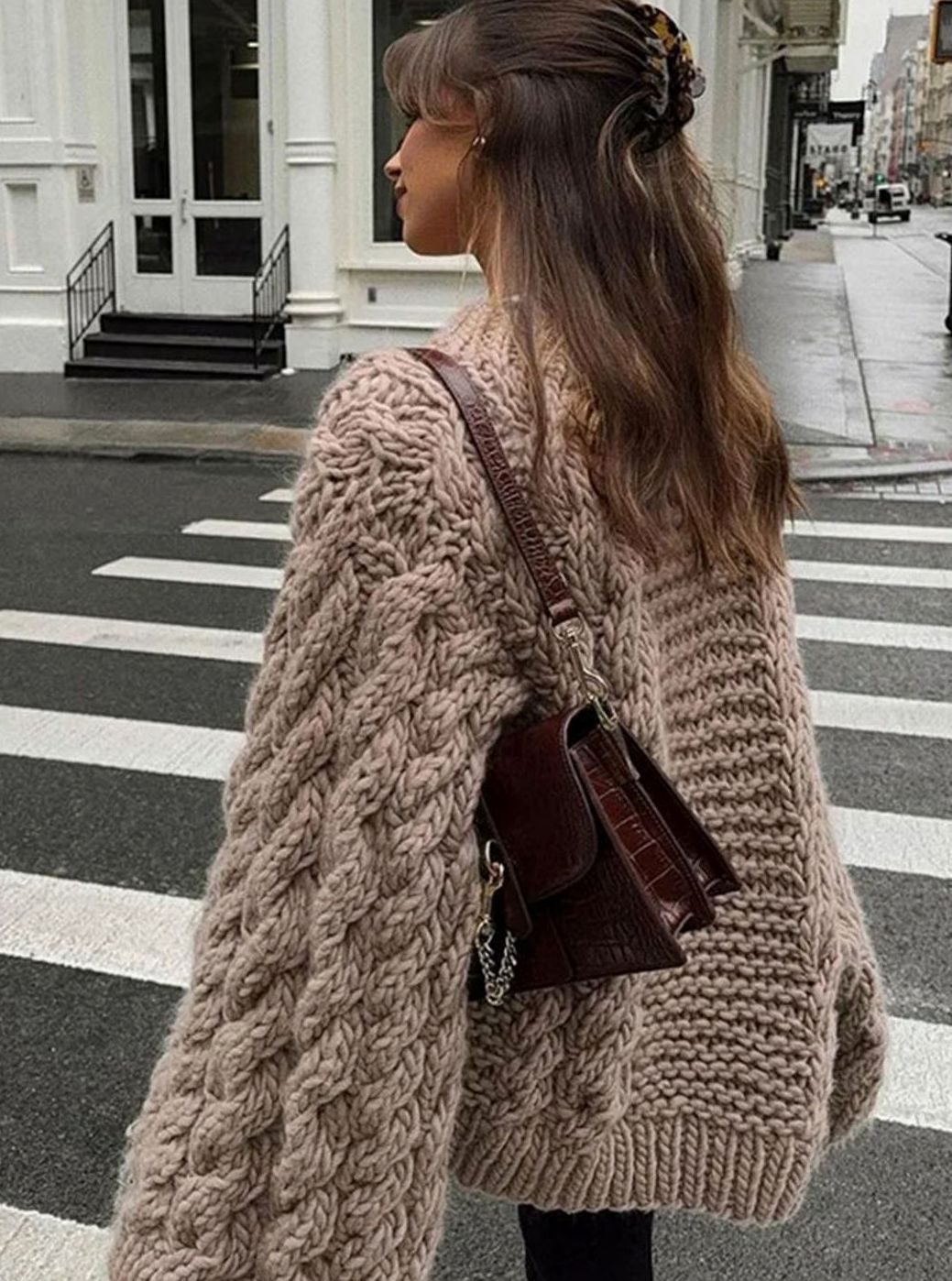 Women's Oversized Cable-Knit Chunky Sweater Dropped Shoulder