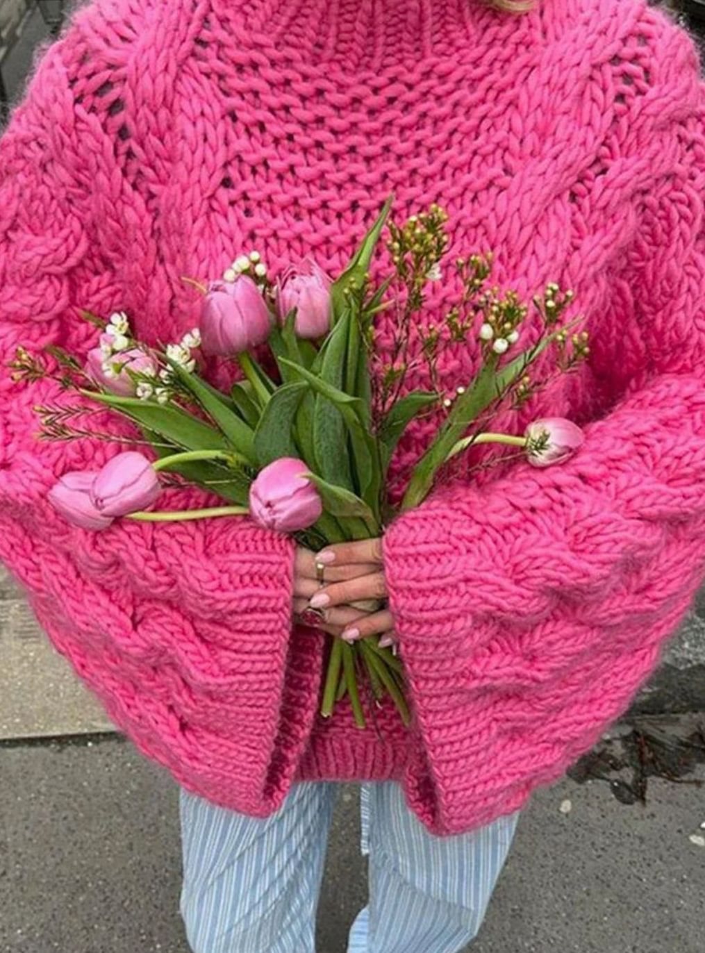 Women's Oversized Cable-Knit Chunky Sweater Dropped Shoulder