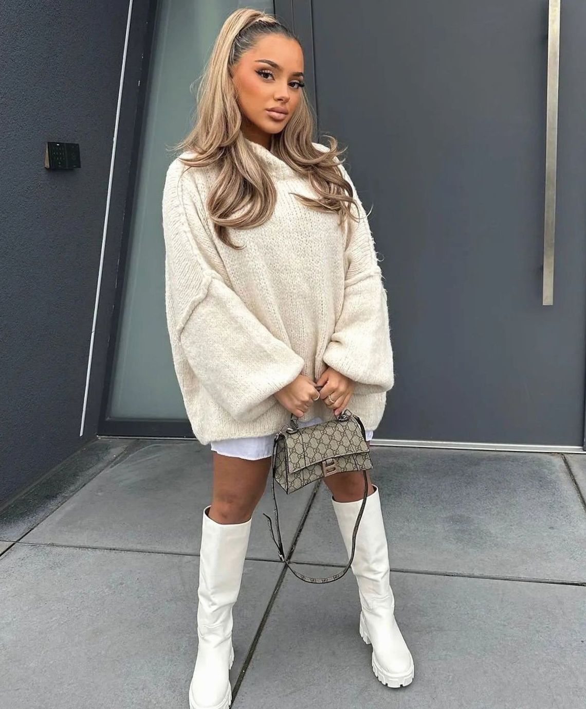 Women's Oversized Knit Turtleneck Sweater Long Sleeve Winter Pullover - Apricot