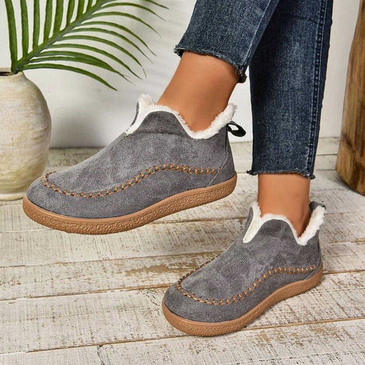 Women's Plush-Lined Slip-On Suede Moccasin Loafers - Gray