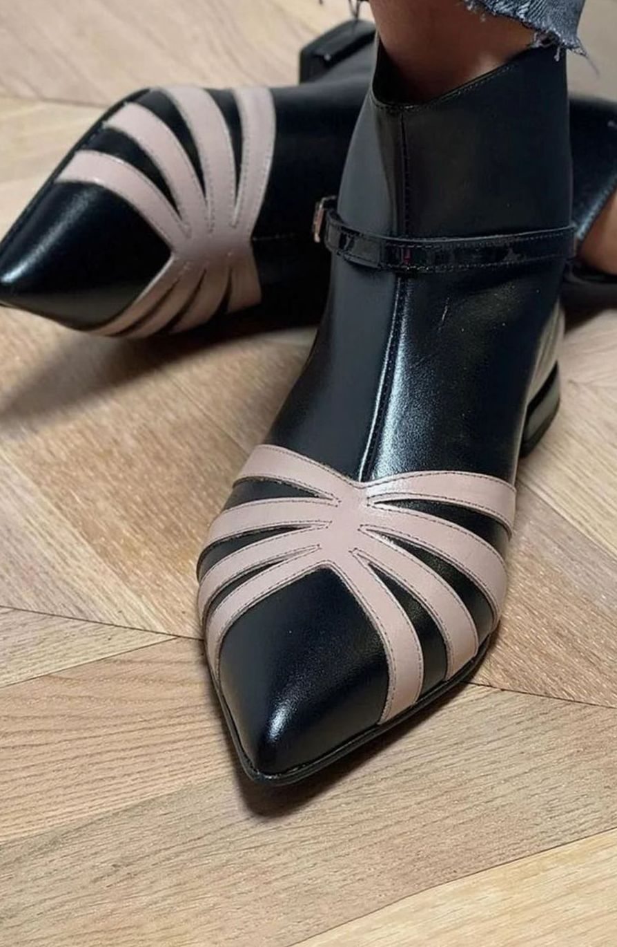 Women's Pointed-Toe Geometric Ankle Boots Buckle Detail - Black
