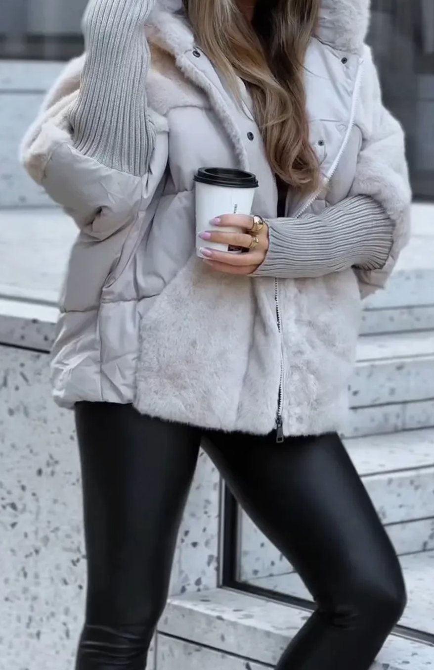 Women's Quilted Puffer Jacket Faux Fur Hood Ribbed Cuffs