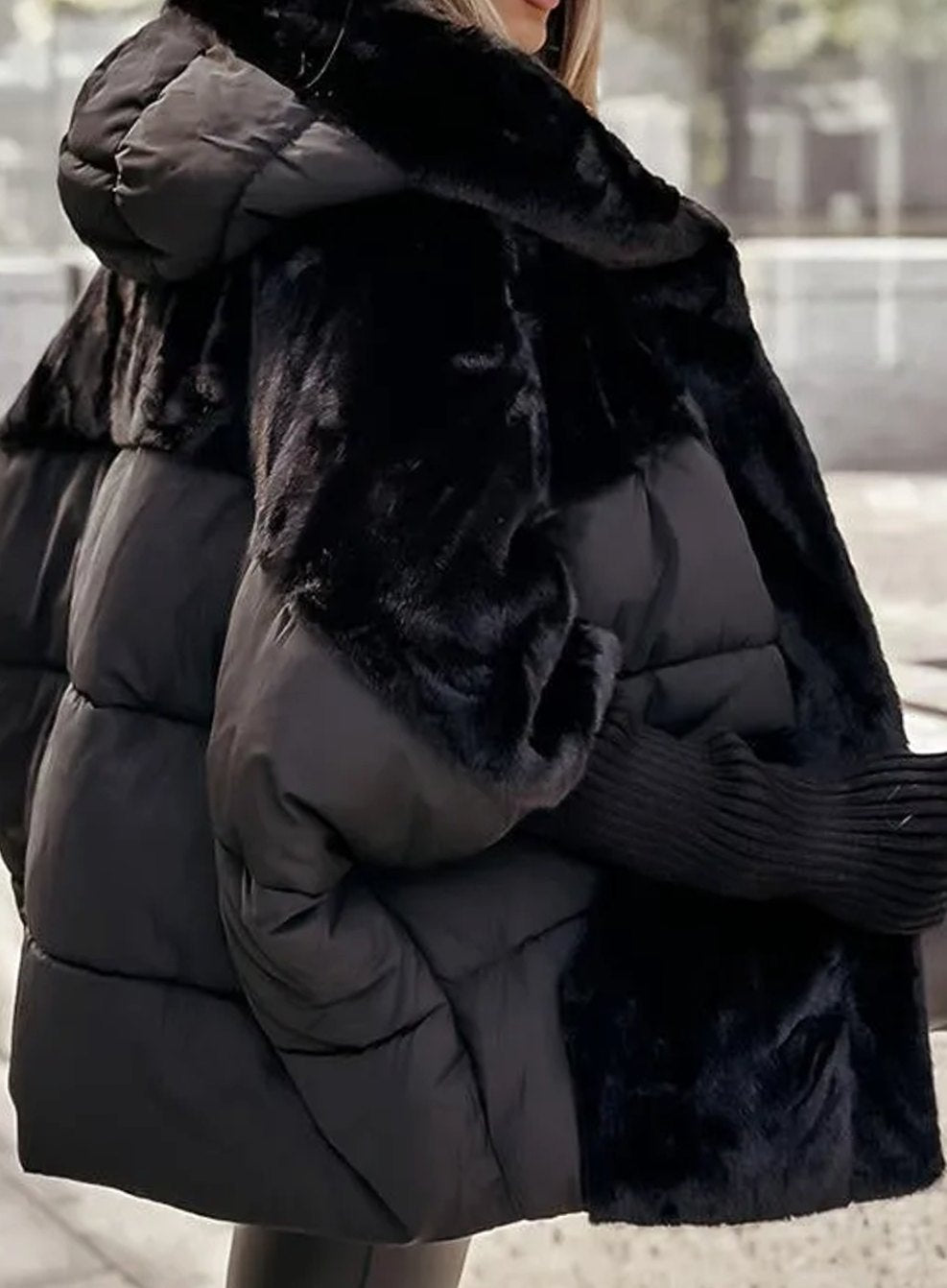 Women's Quilted Puffer Jacket Faux Fur Hood Ribbed Cuffs