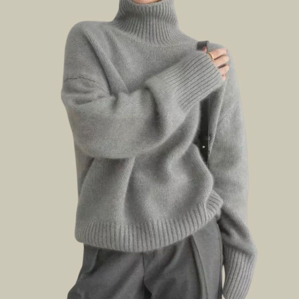 Women's Relaxed-Fit Merino Wool Turtleneck Sweater - Gray