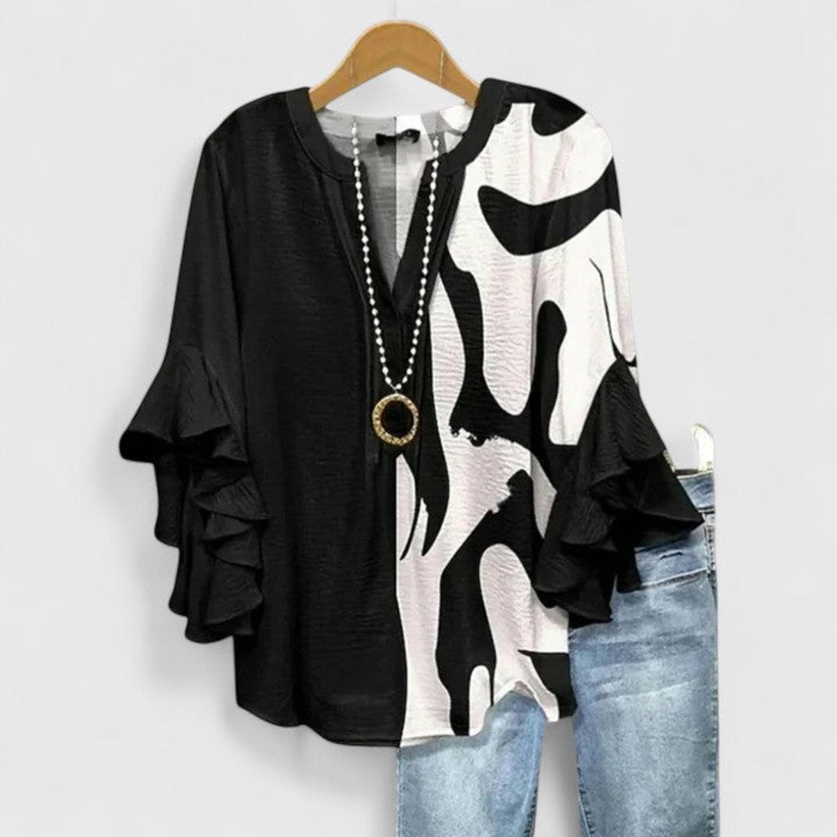 Women's Relaxed-Fit Ruffle-Sleeve Floral Print Blouse - Black