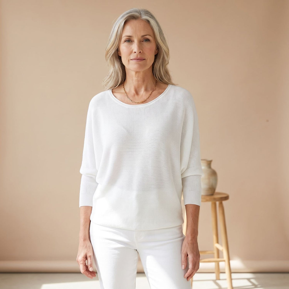 Women's Relaxed-Fit Scoop-Neck Knit Sweater - White
