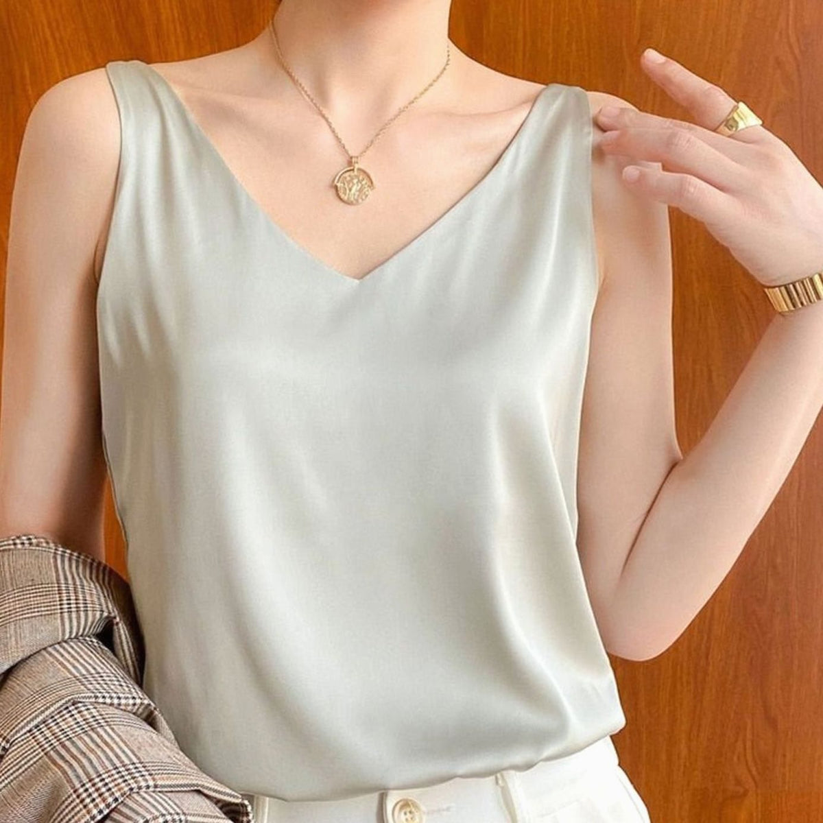Women's Relaxed-Fit V-Neck Draped Satin Tanks - Light Green