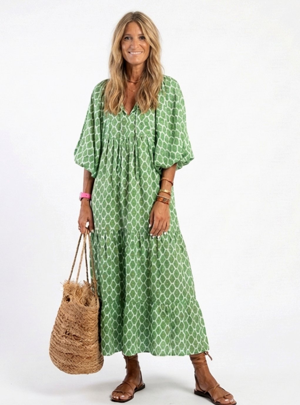 Women's Relaxed V-Neck Three-Quarter Sleeve Tiered Midi Dress - Green