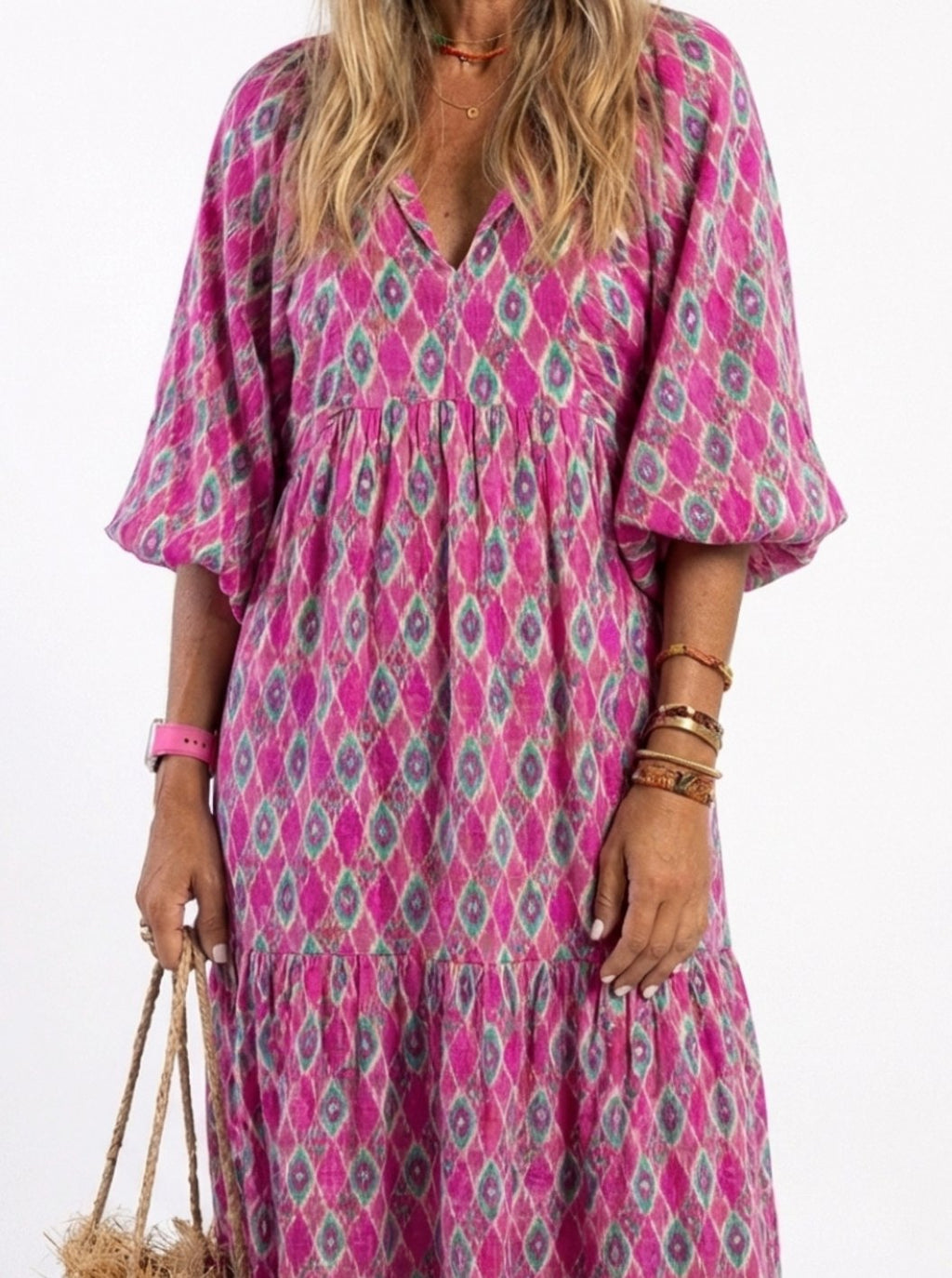 Women's Relaxed V-Neck Three-Quarter Sleeve Tiered Midi Dress