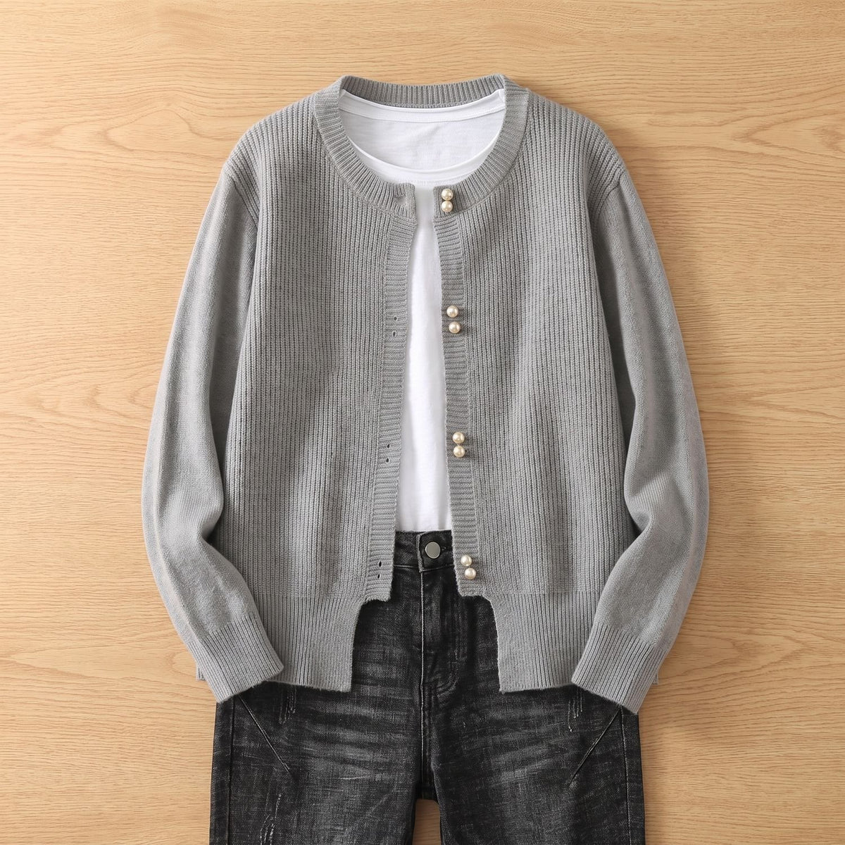 Women's Soft Knit Cardigan V-Neck Button-Front Sweater - Gray