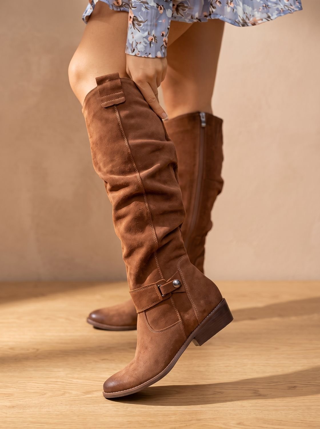Women's Suede Knee High Boots Flat Low-Heel Side-Zip - Brown