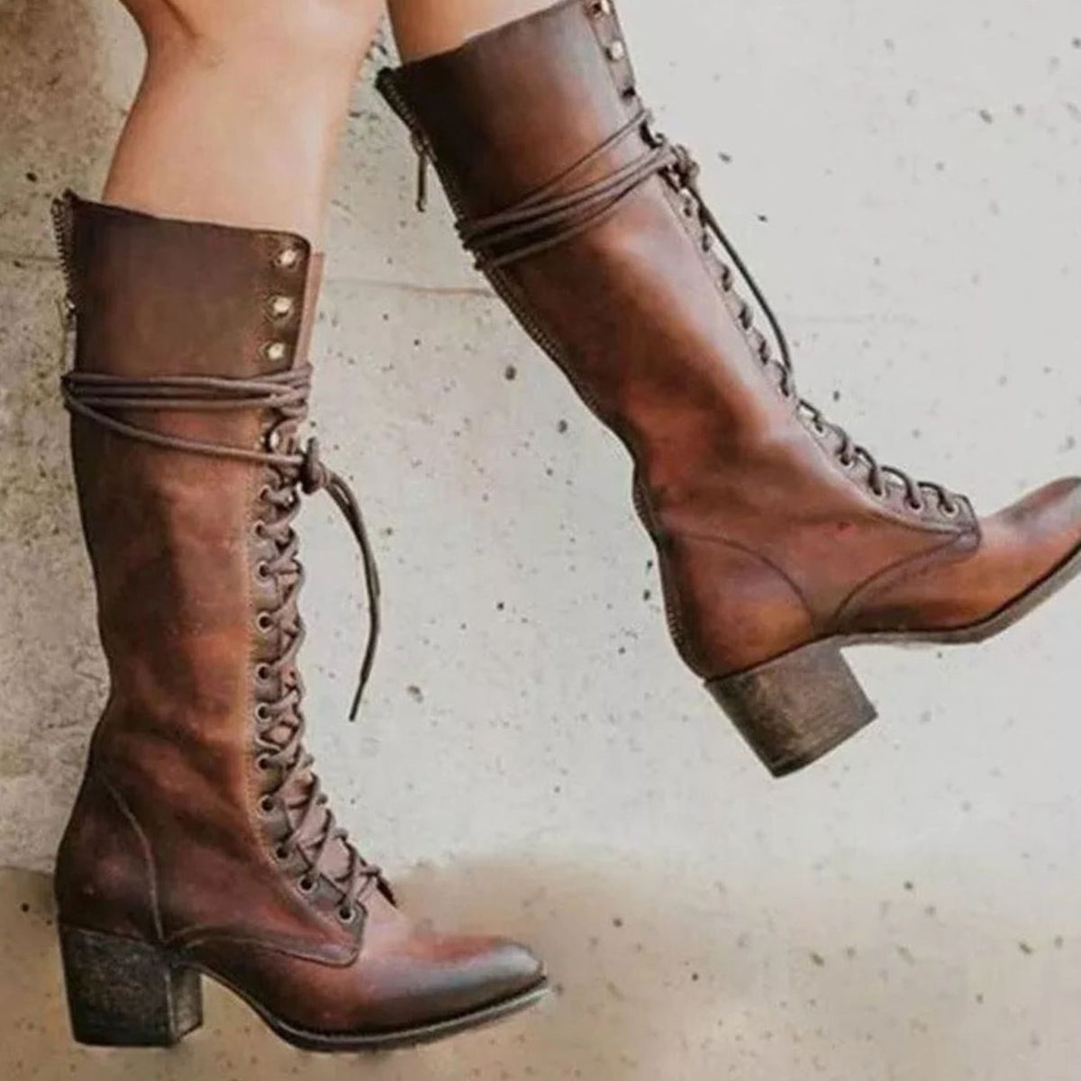 Women's Vintage Lace-Up High Heel Boots Knee-High Block Heel - Brown
