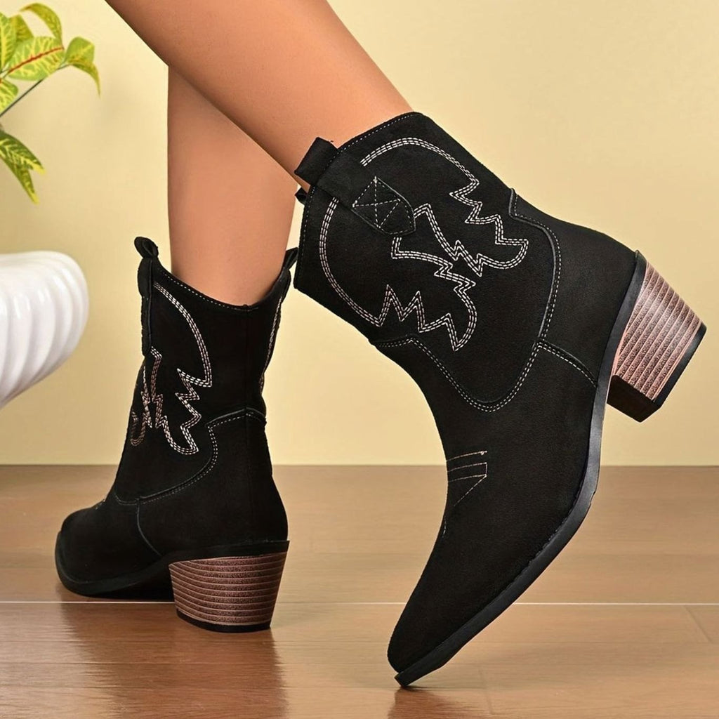 Women's Wide Calf Embroidered Slip-On Western Cowboy Boots