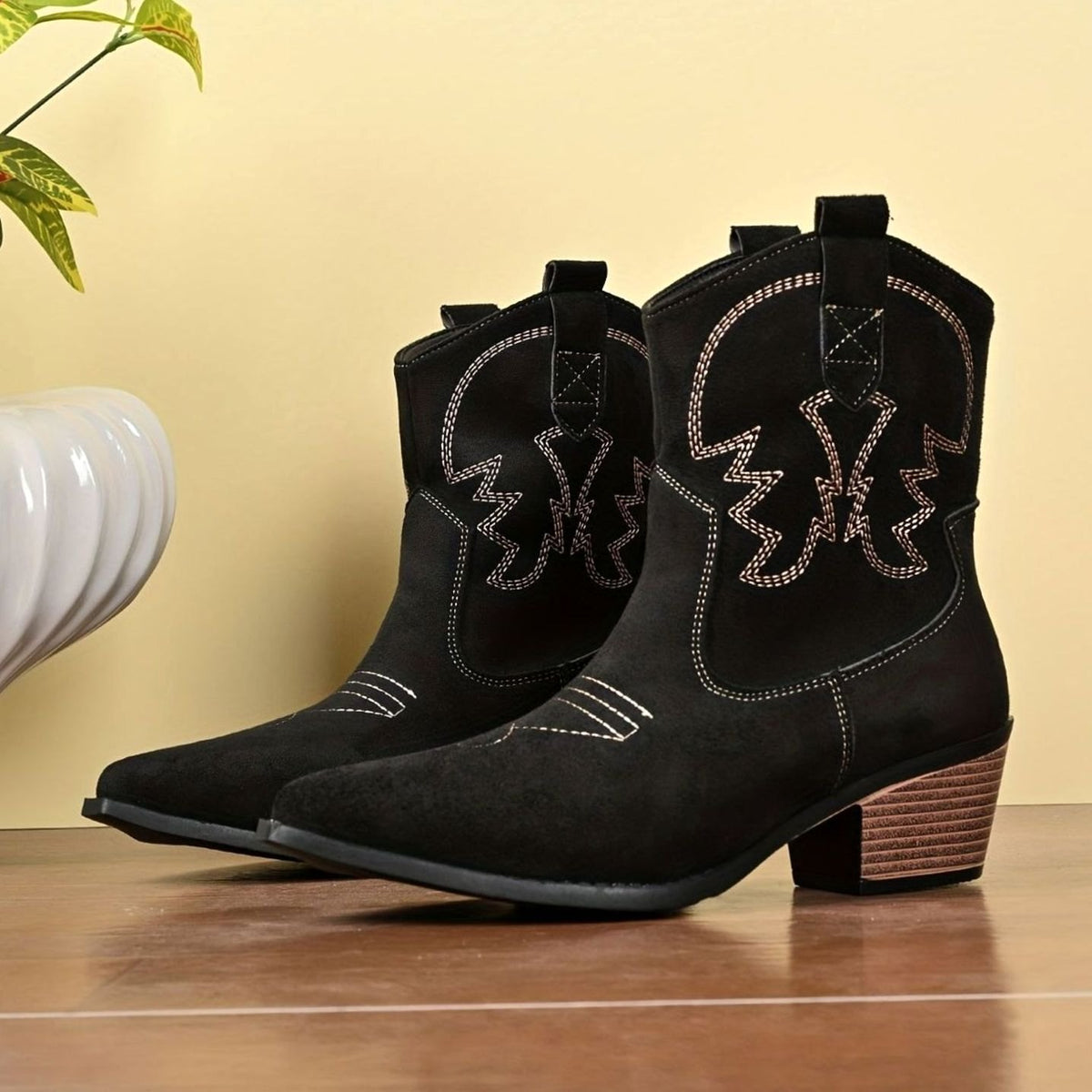 Women's Wide Calf Embroidered Slip-On Western Cowboy Boots