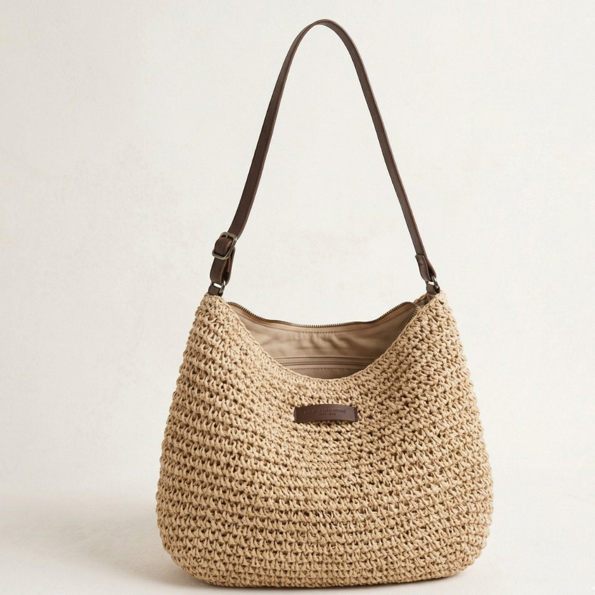 Women's Woven Raffia Zip-Top Shoulder Hobo Bag